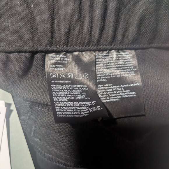 H&M | Pleat Front, Ankle-Length Trousers In Black - Picture 4 of 9